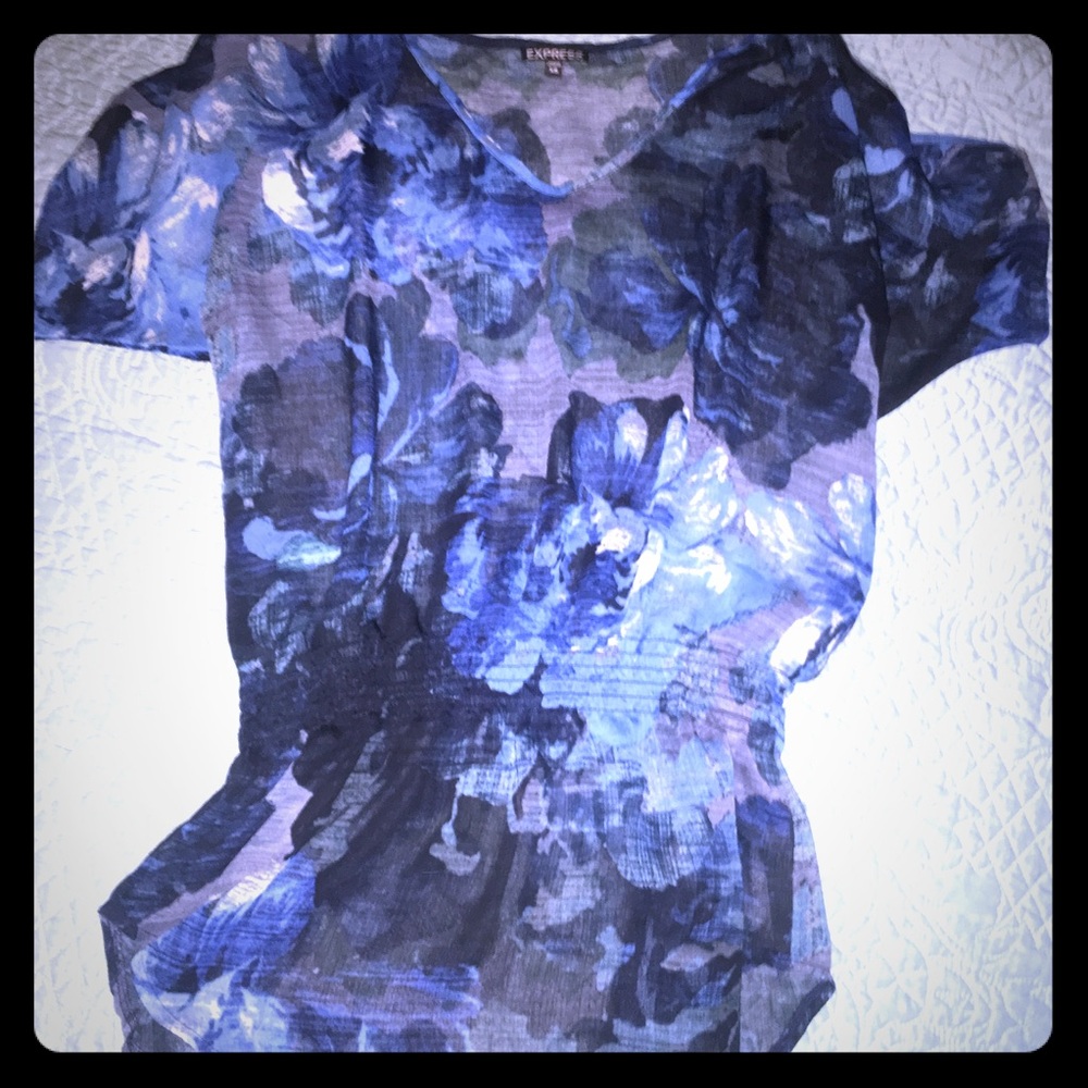 Sheer Express Flower Top